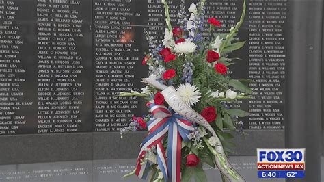 Veteran gives quiet thanks at Duval County Veterans Memorial Wall